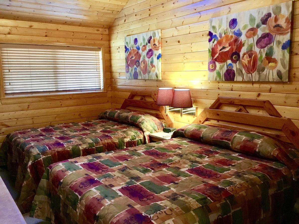 Giant Oaks Lodge Running Springs Kültér fotó