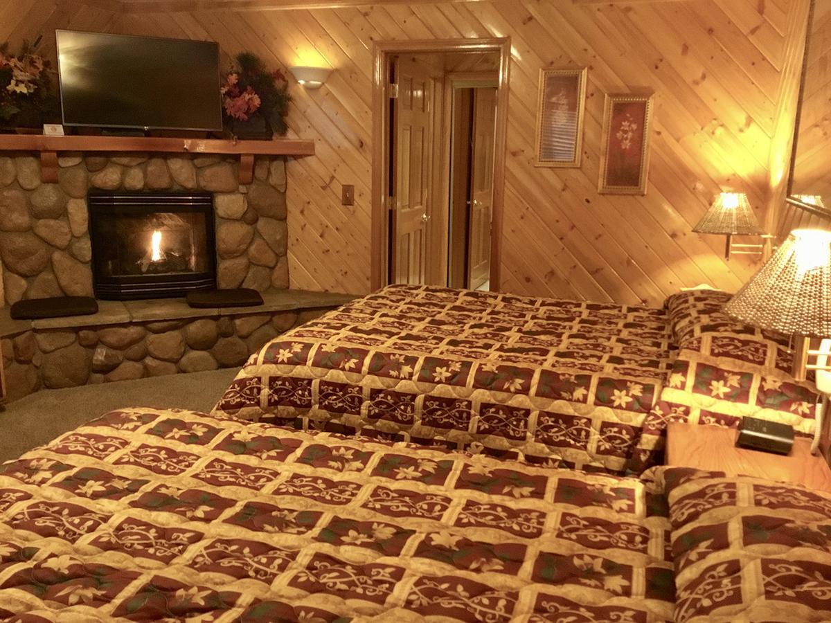 Giant Oaks Lodge Running Springs Kültér fotó